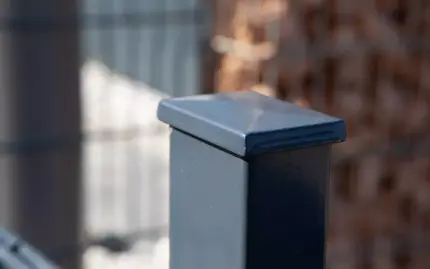 Aluminiumkappe-fuer-Pfosten-Typ-P-U - Product image